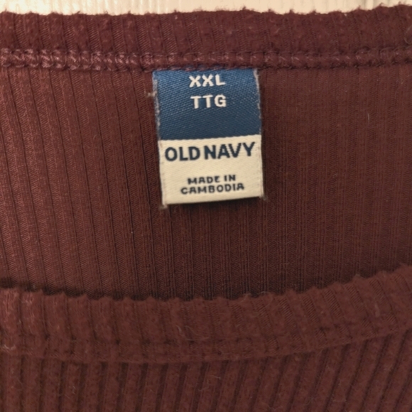 Old Navy Slim Plush Knit T-shirt, Maroon colour, Size XXL - Picture 3 of 5